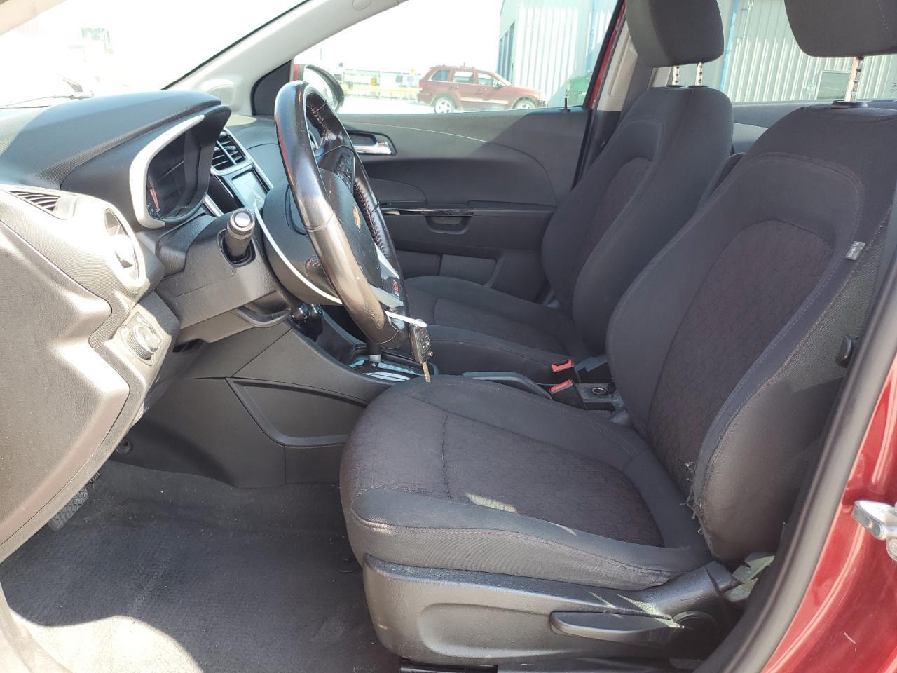 2017 Chevrolet Sonic Lt - Image 7