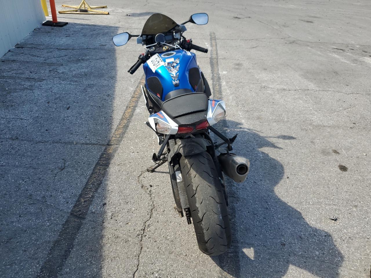 2025 Suzuki Gsx-R600 - Фото 4
