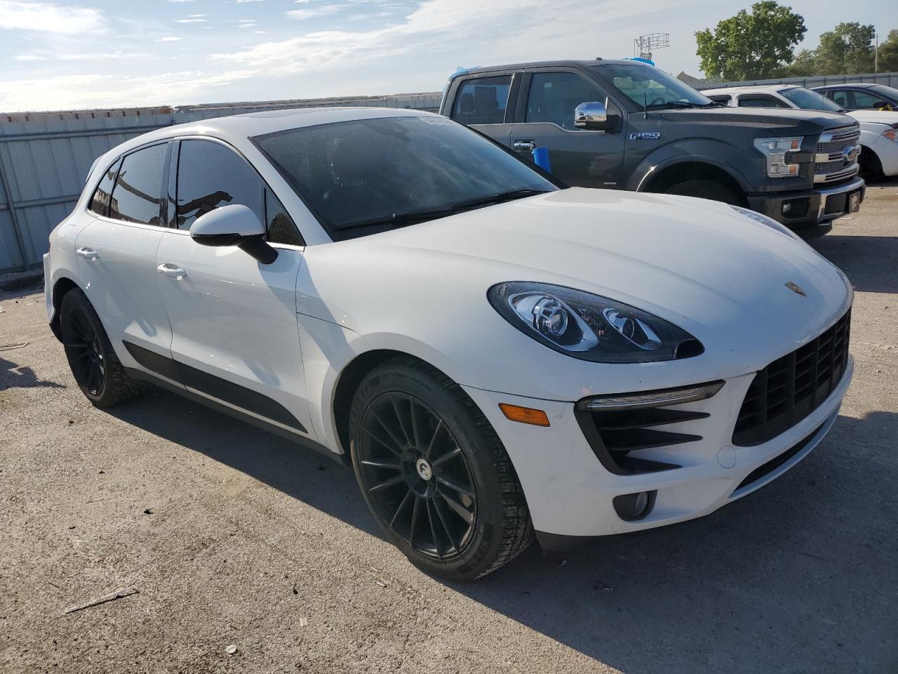 2018 Porsche Macan - Image 4