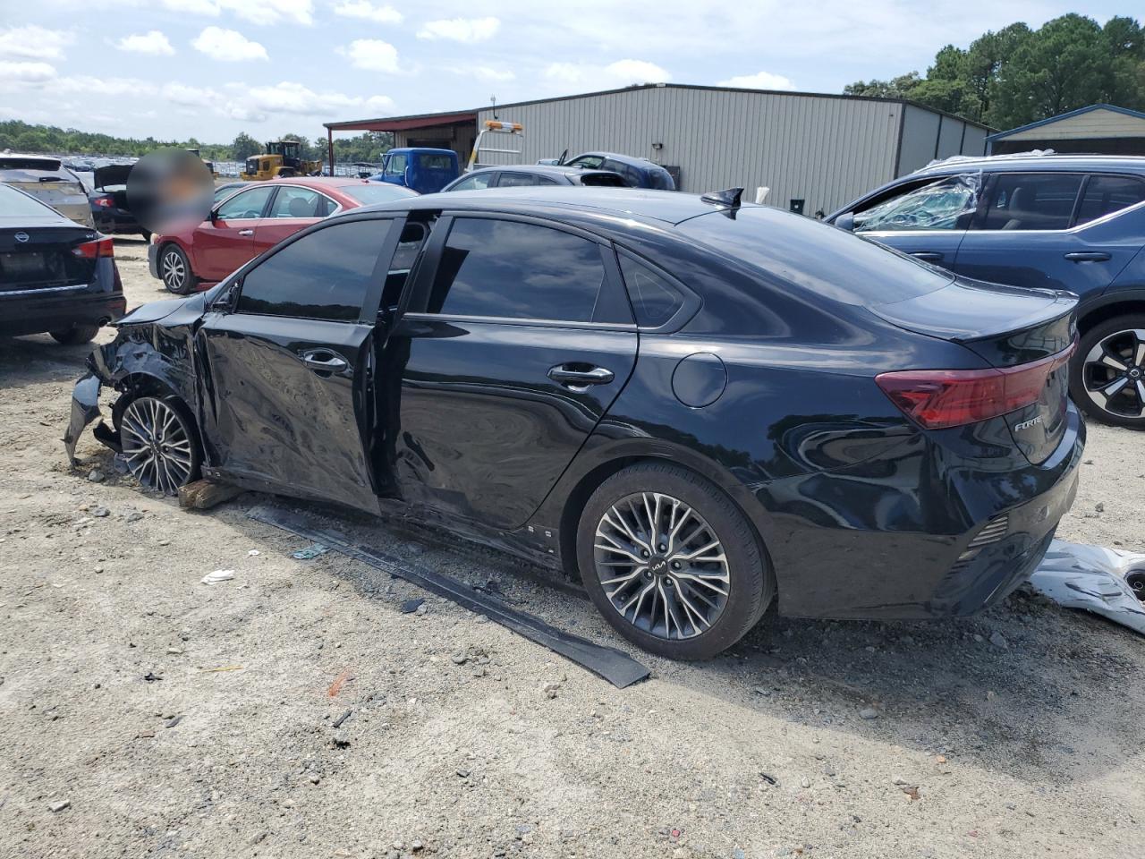 2024 Kia Forte Gt Line - Фото 2