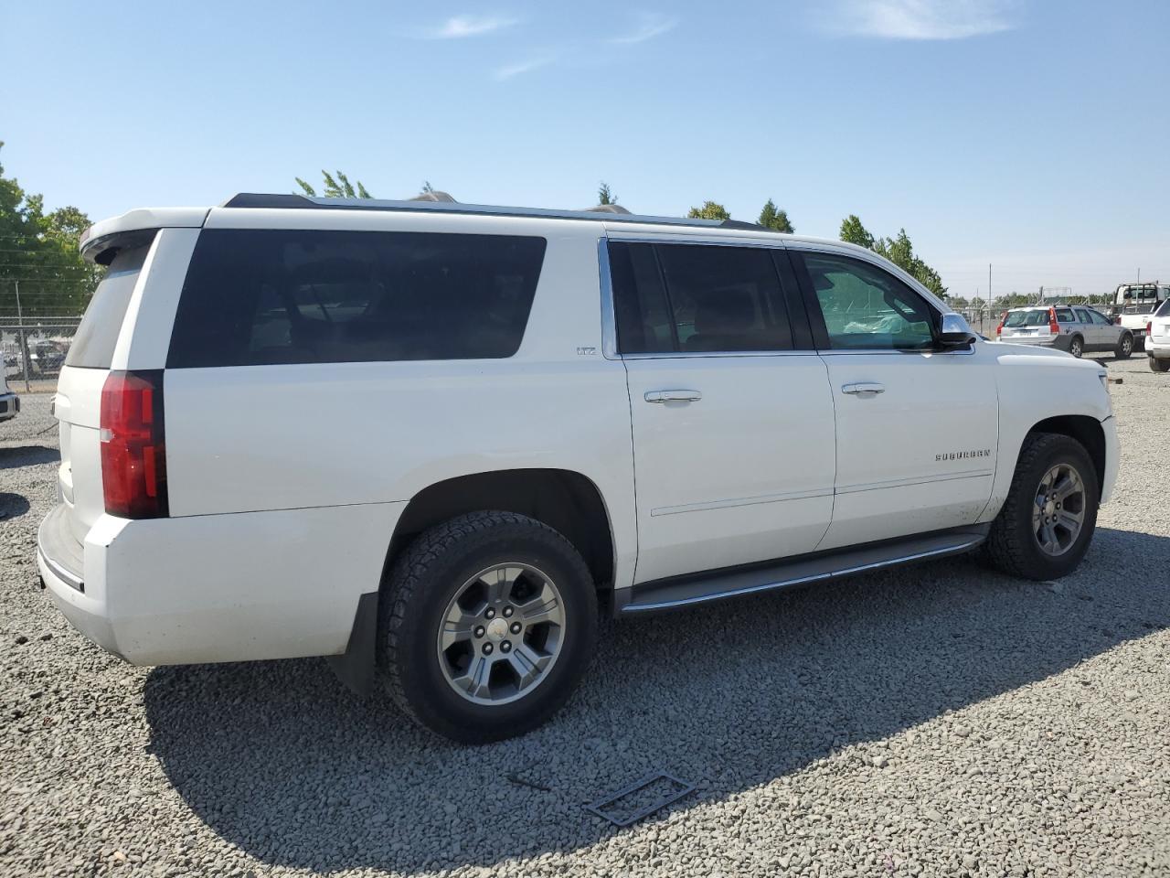 2015 Chevrolet Suburban K1500 Ltz - Фото 3