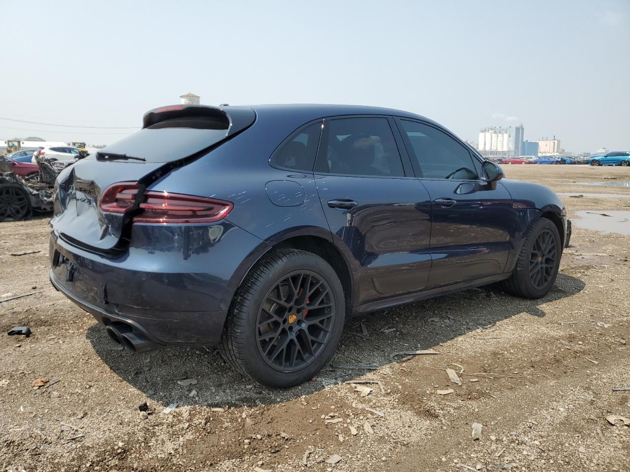 2017 Porsche Macan Gts - Image 3