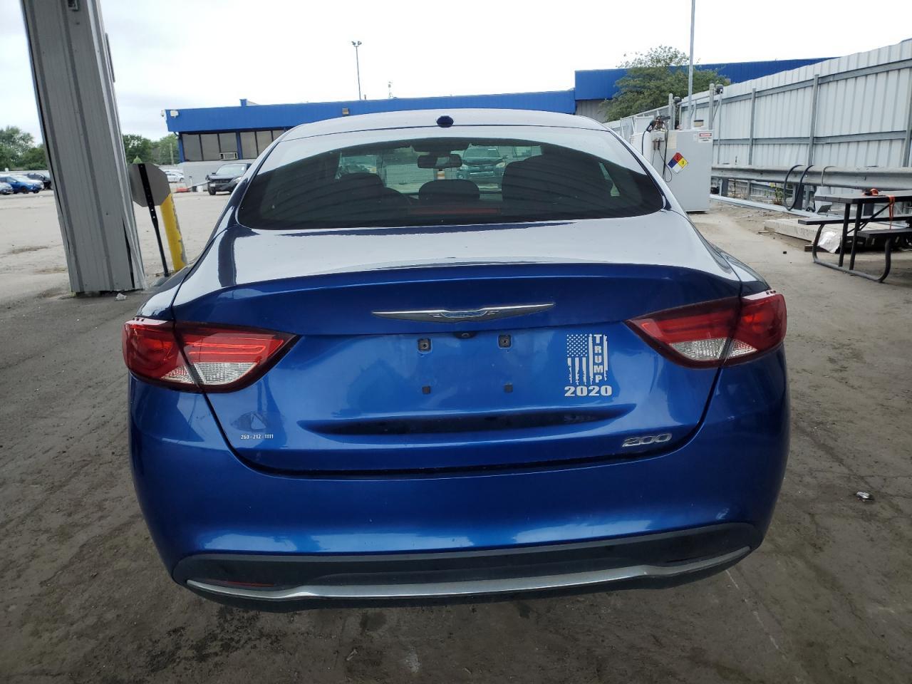 2015 Chrysler 200 Limited - Фото 6