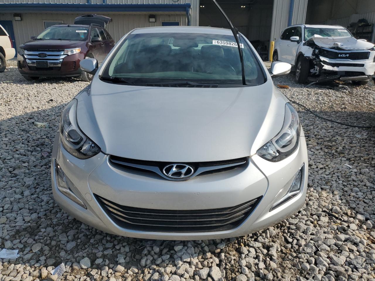 2016 Hyundai Elantra Se - Фото 5