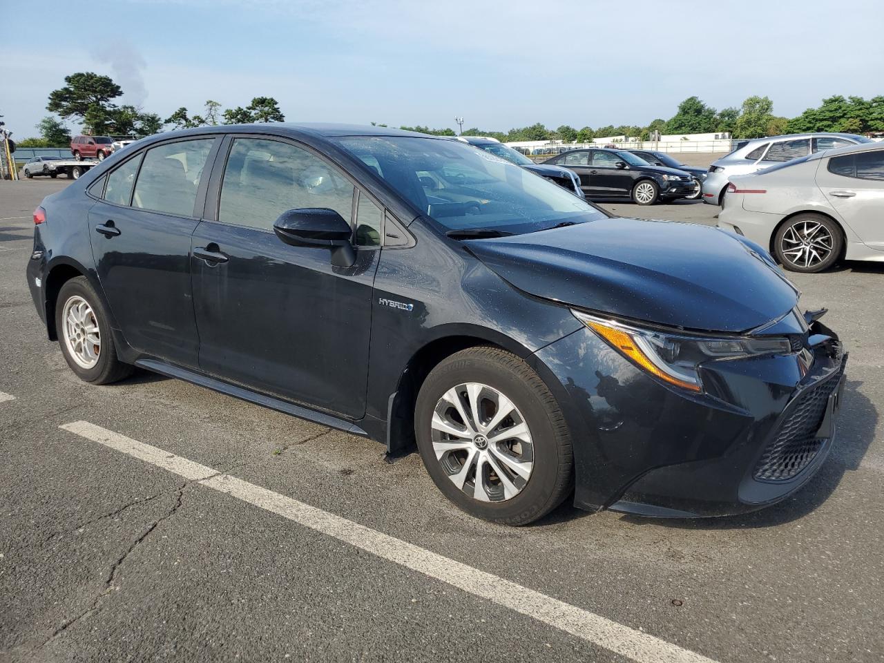 2021 Toyota Corolla Le - Фото 4