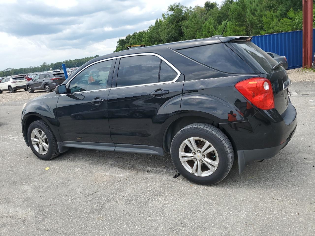 2015 Chevrolet Equinox Ls - Image 2