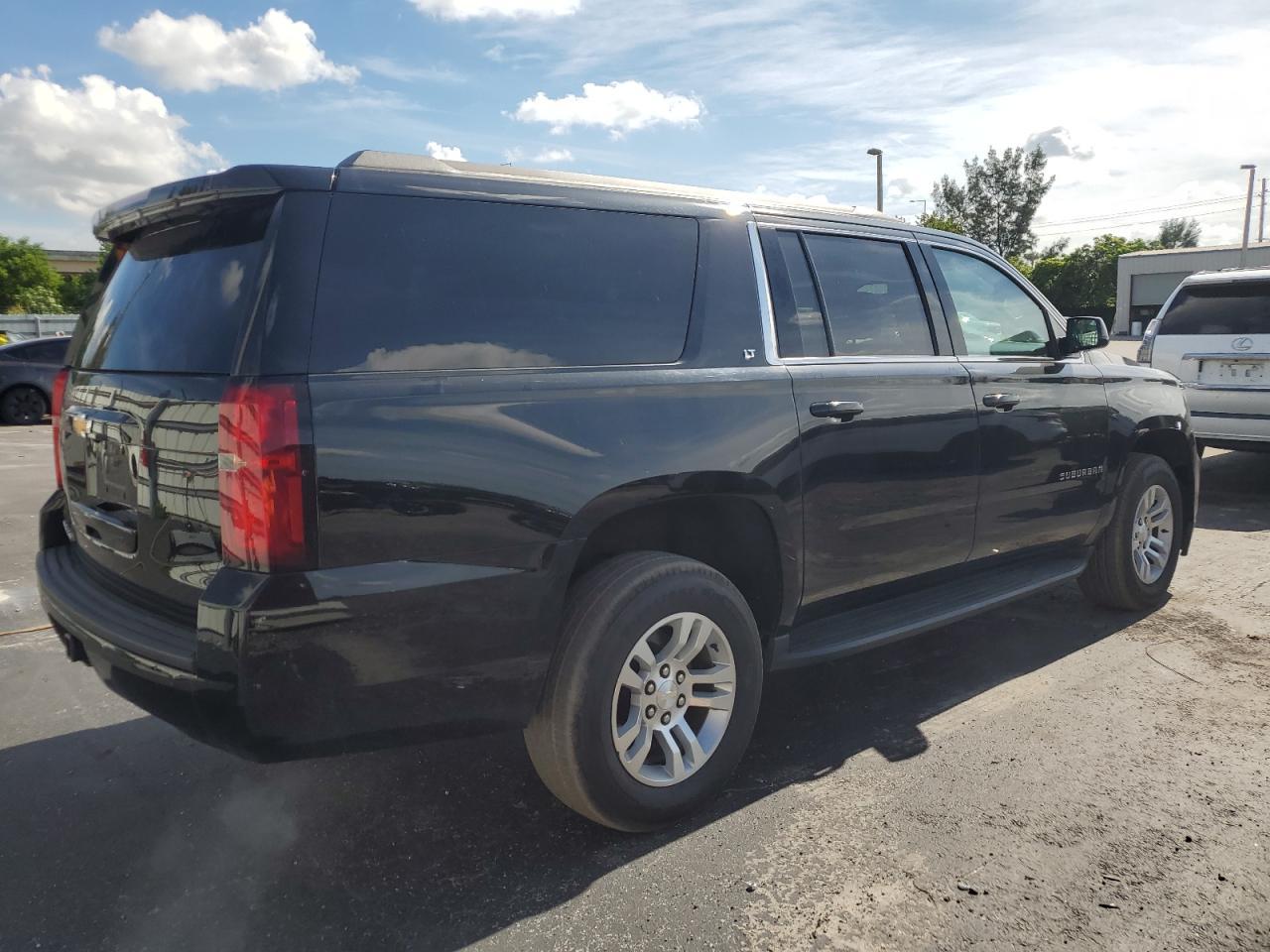 2019 Chevrolet Suburban K1500 Lt - Фото 3