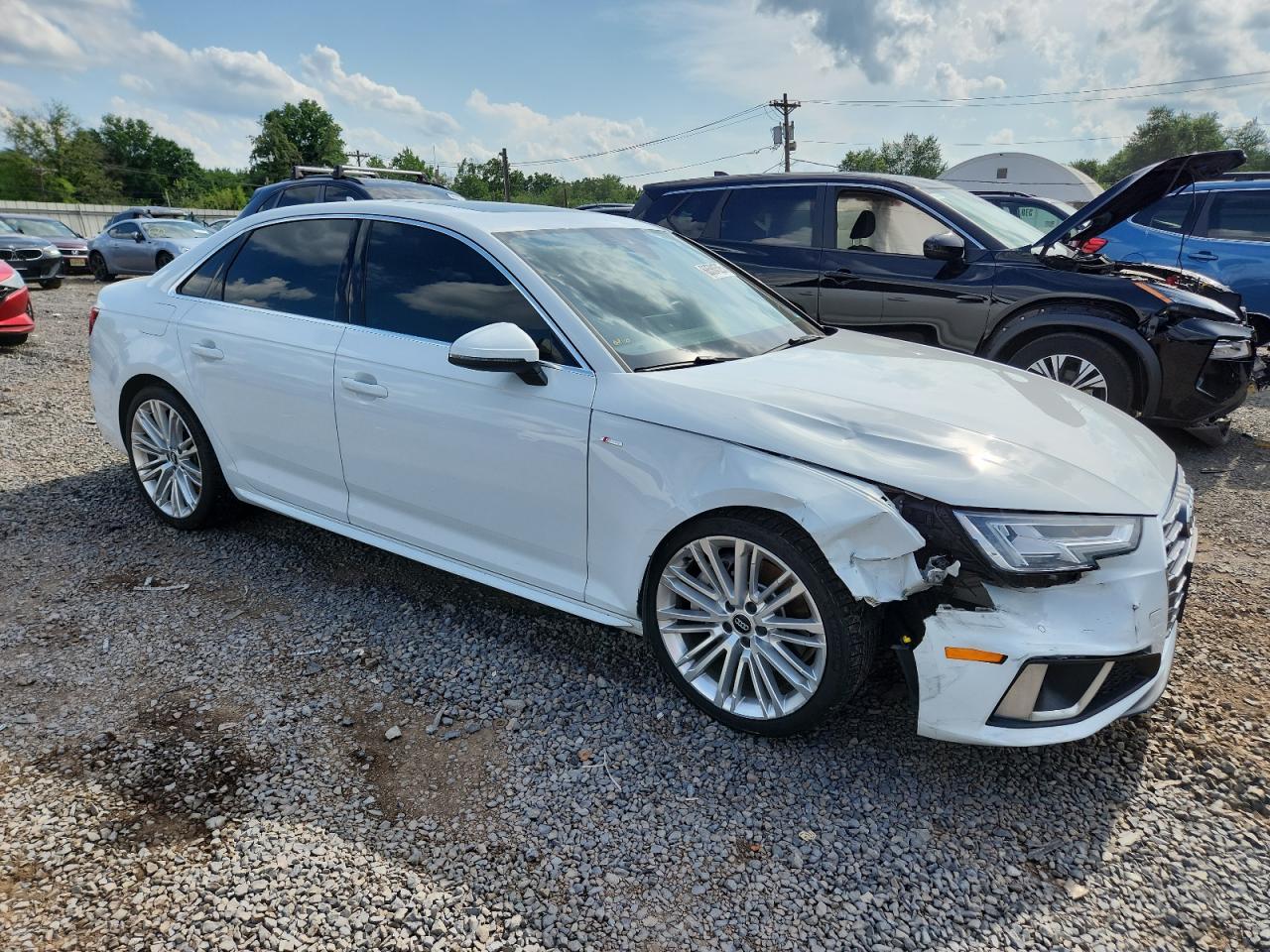 2019 Audi A4 Premium Plus - Image 4