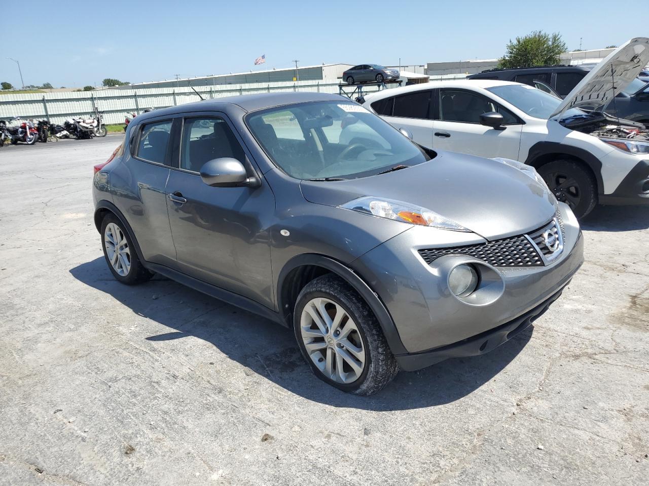 2013 Nissan Juke S - Фото 4