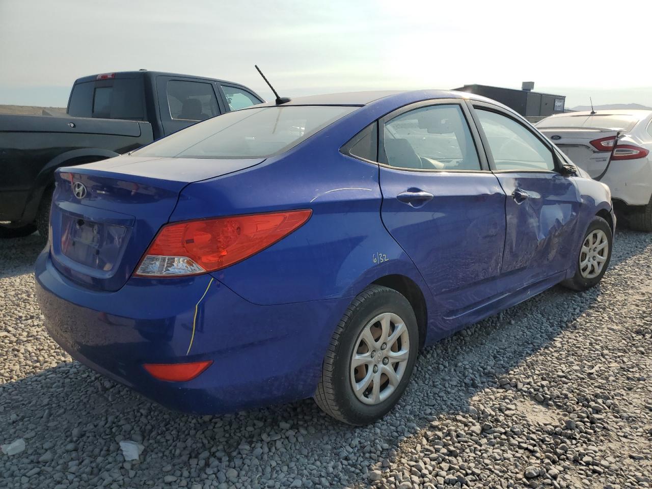 2014 Hyundai Accent Gls - Image 3