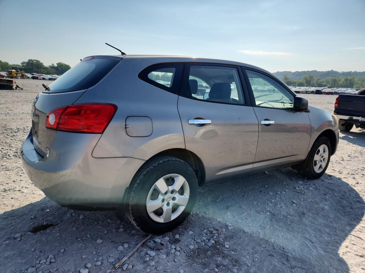 2010 Nissan Rogue S - Фото 3