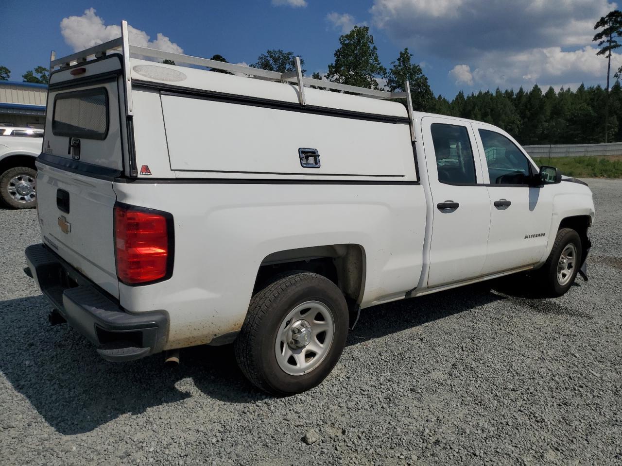2018 Chevrolet Silverado C1500 - Image 3