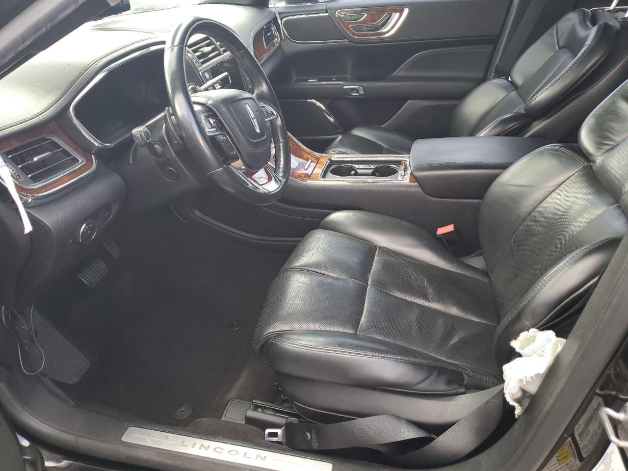 2019 Lincoln Continental Select - Image 7