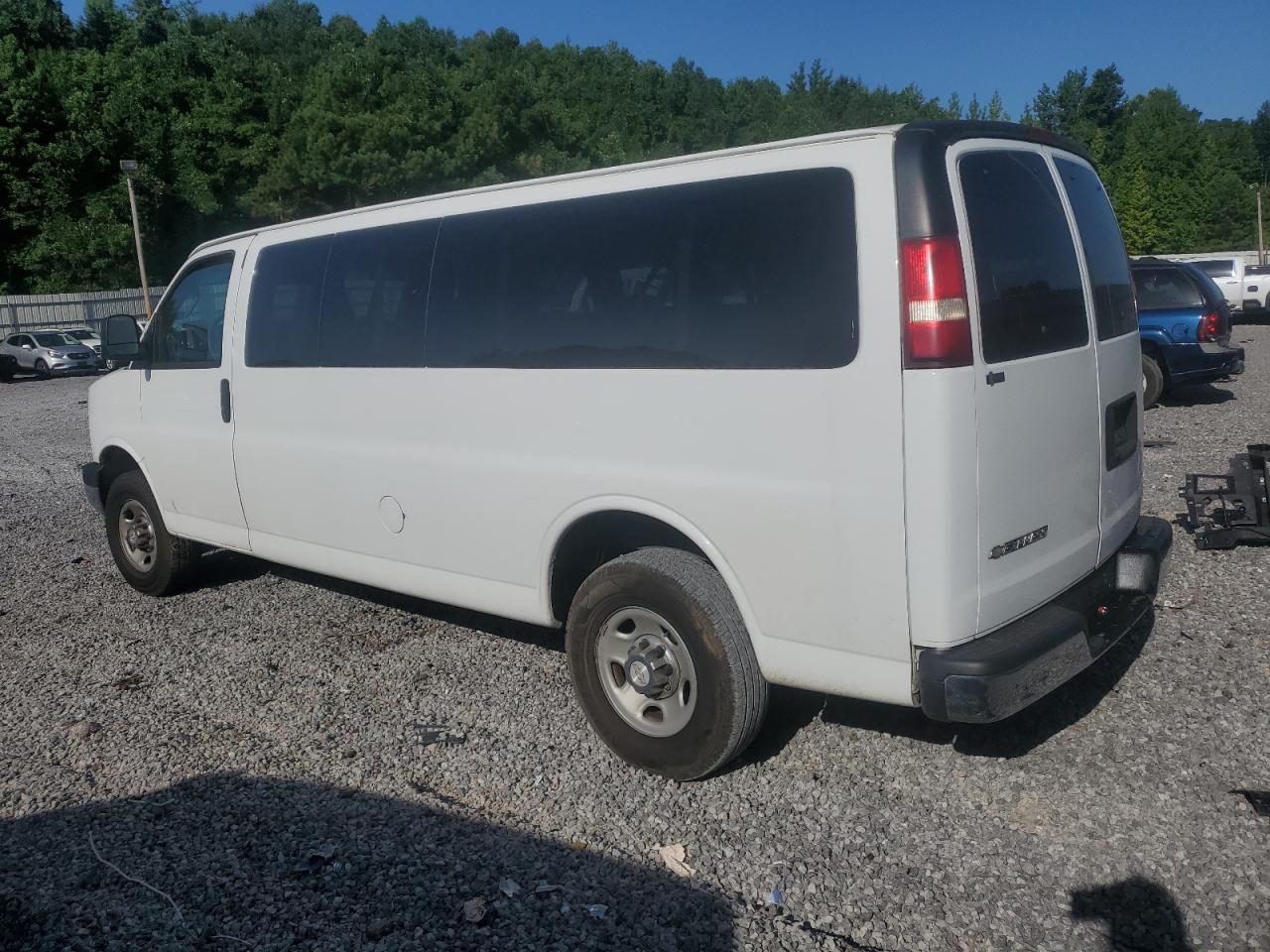 2018 Chevrolet Express G3500 Lt - Image 2
