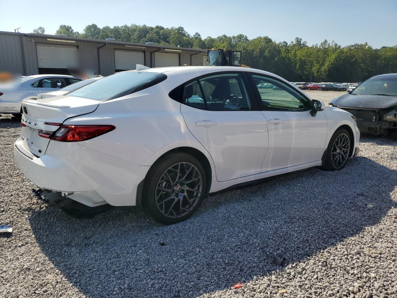 2025 Toyota Camry Xse - Фото 3