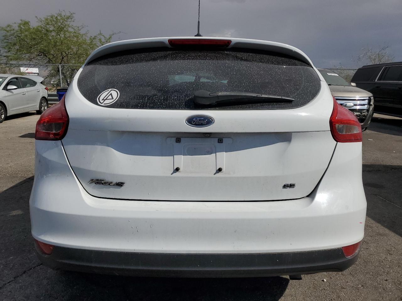 2018 Ford Focus Se - Image 6
