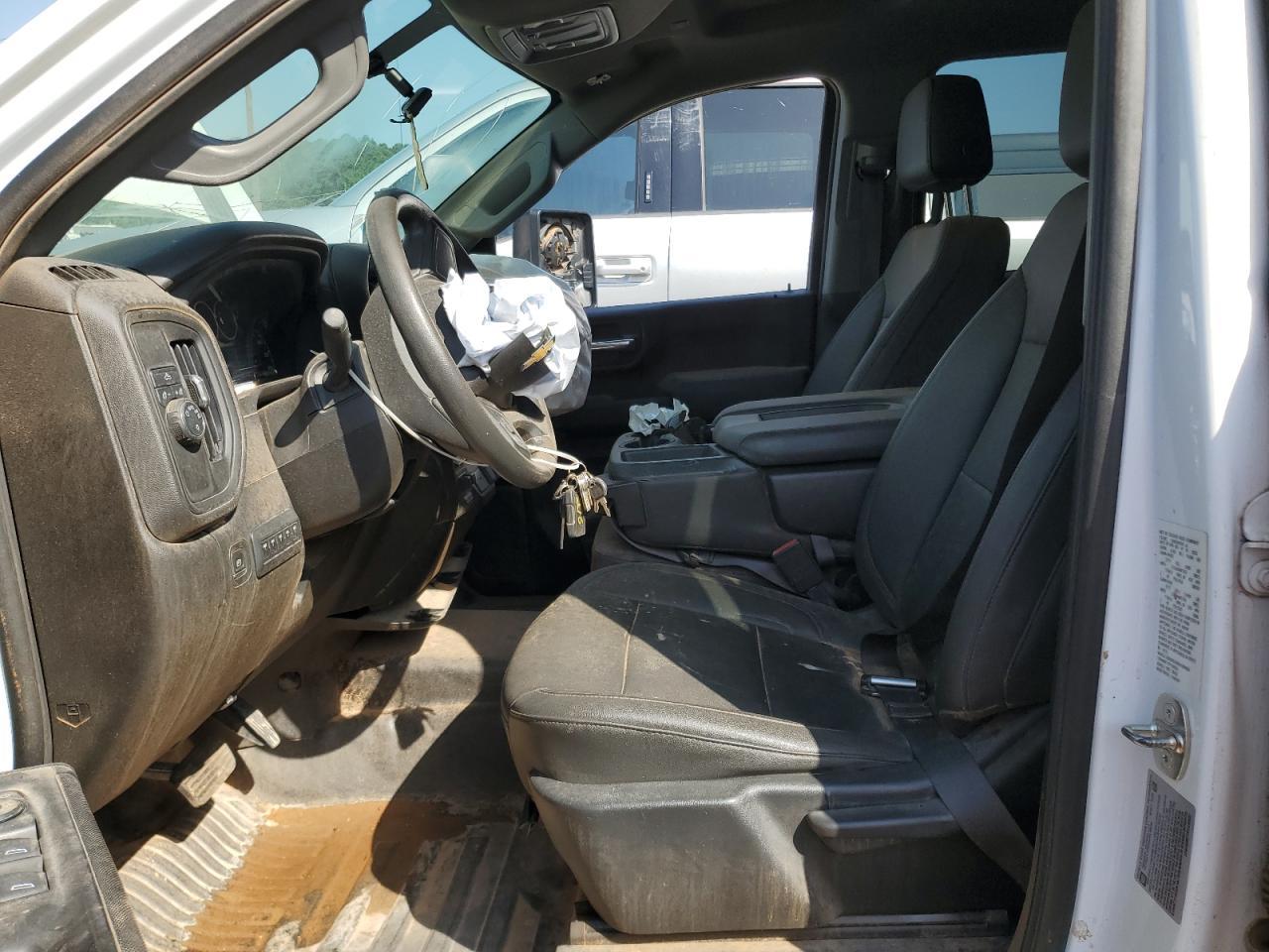 2023 Chevrolet Silverado C3500 - Фото 7