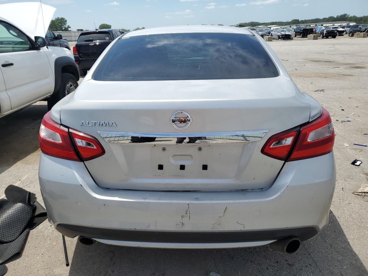 2016 Nissan Altima 2.5 - Фото 6