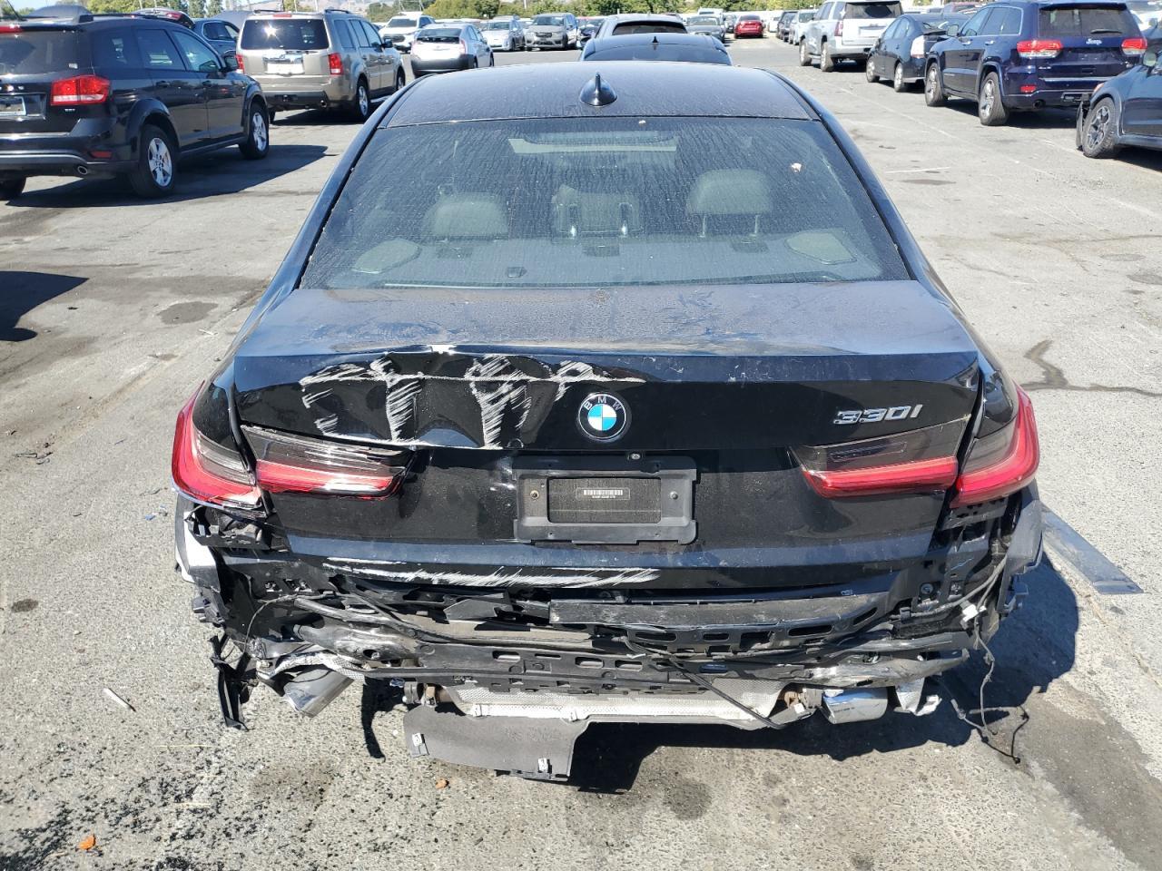 2020 BMW 330I - Фото 6