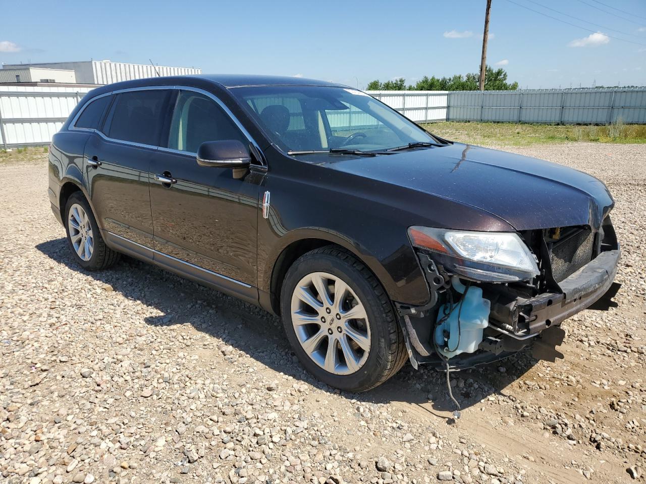 2014 Lincoln Mkt - Image 4