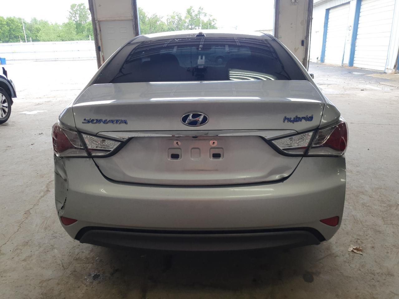 2015 Hyundai Sonata Hybrid - Фото 6