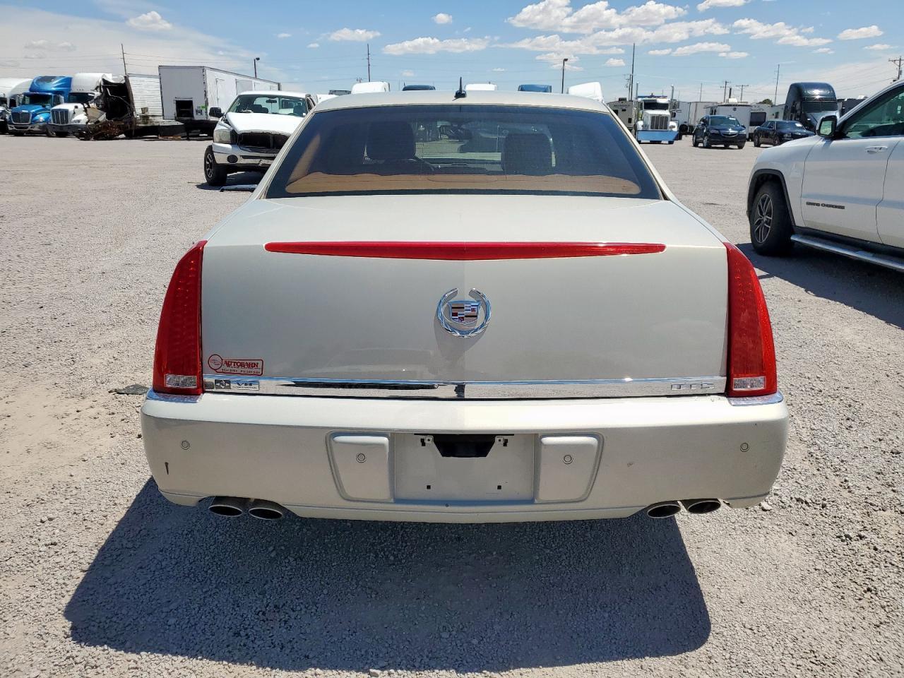 2007 Cadillac Dts - Image 6