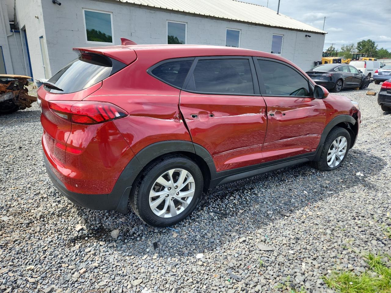 2021 Hyundai Tucson Se - Фото 3