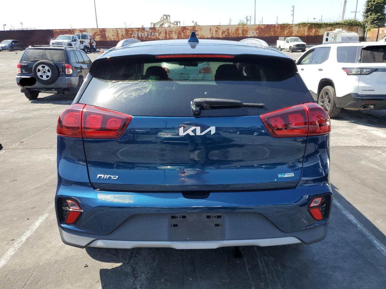 2022 Kia Niro Lx - Фото 6