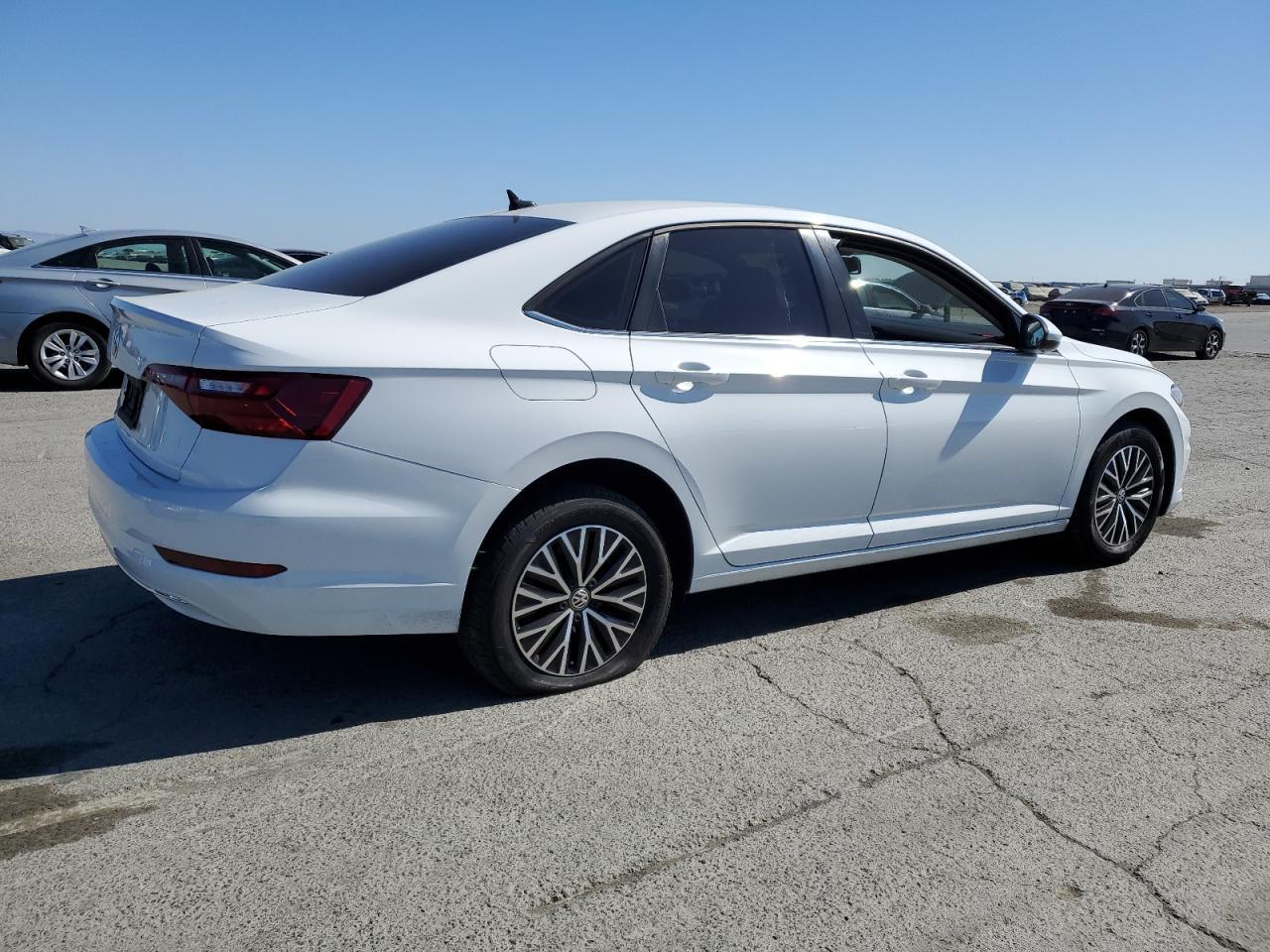 2021 Volkswagen Jetta S - Фото 3