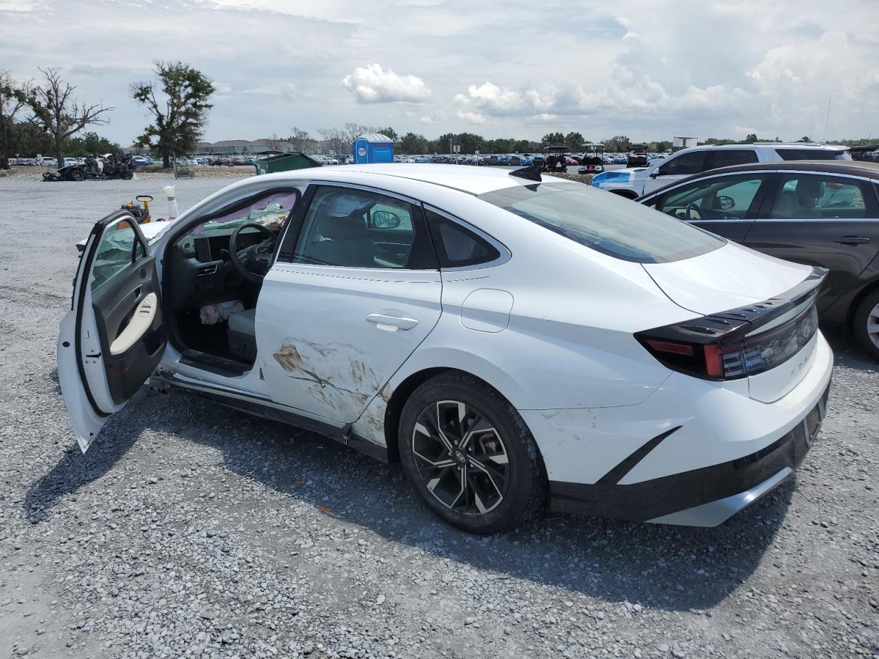 2024 Hyundai Sonata Sel - Image 2