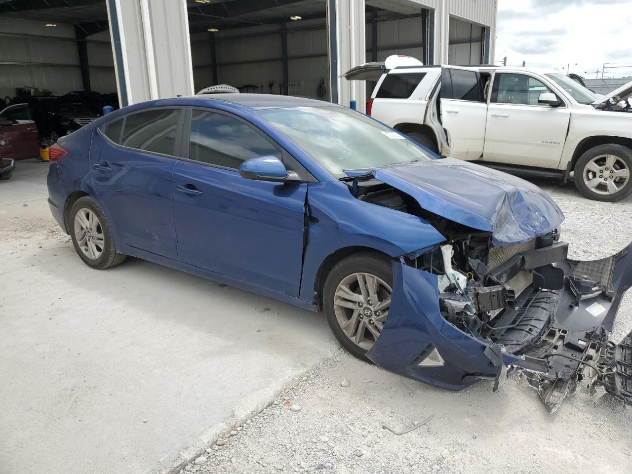 2019 Hyundai Elantra Sel - Image 4