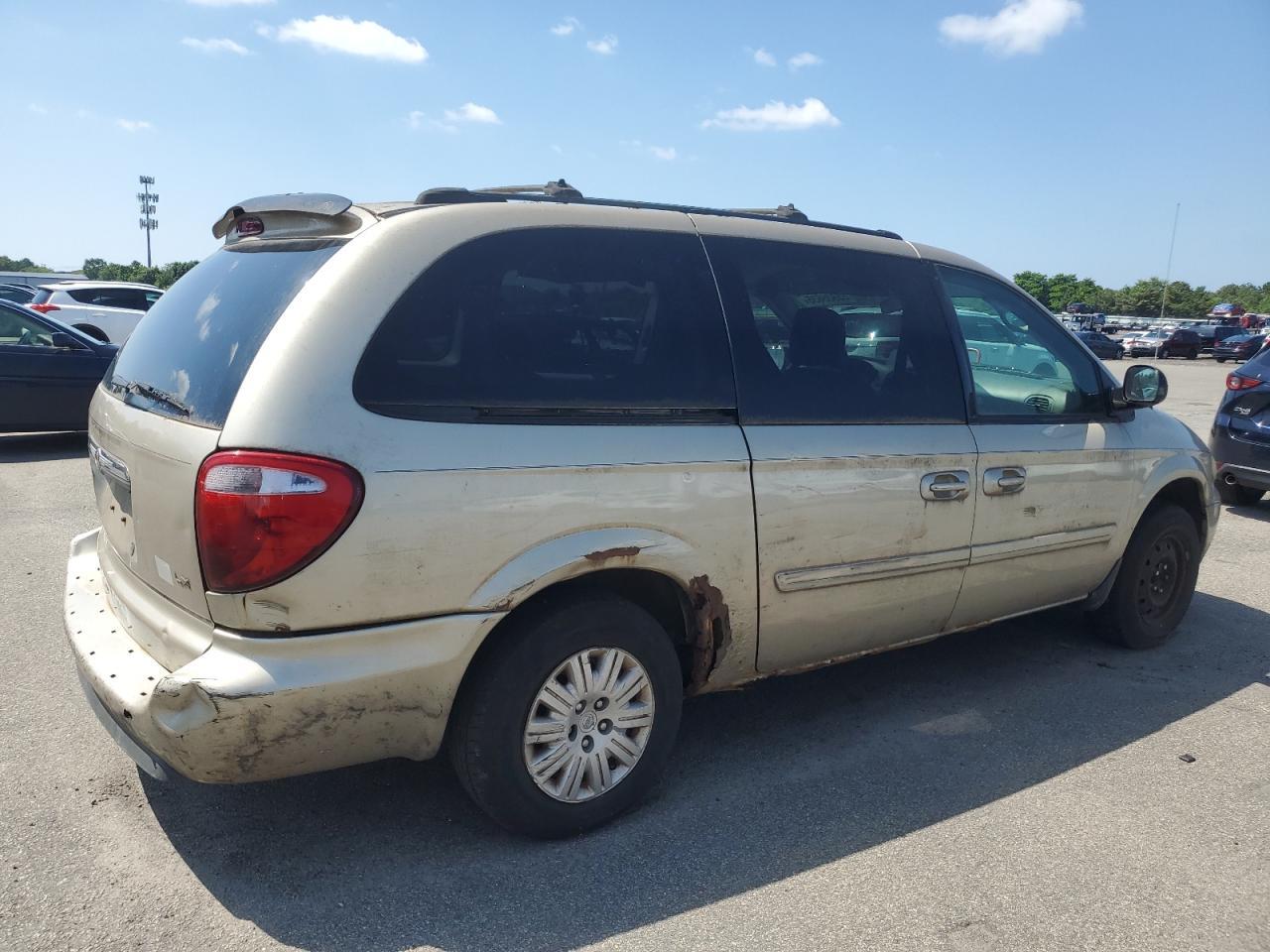2009 Chrysler Town & Country Lx - Фото 3