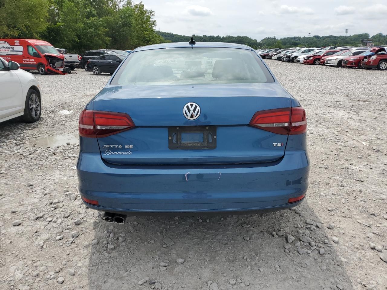 2017 Volkswagen Jetta Se - Фото 6