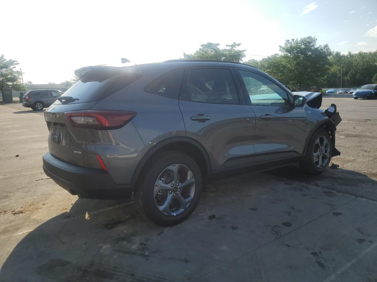 2025 Ford Escape St Line - Фото 3