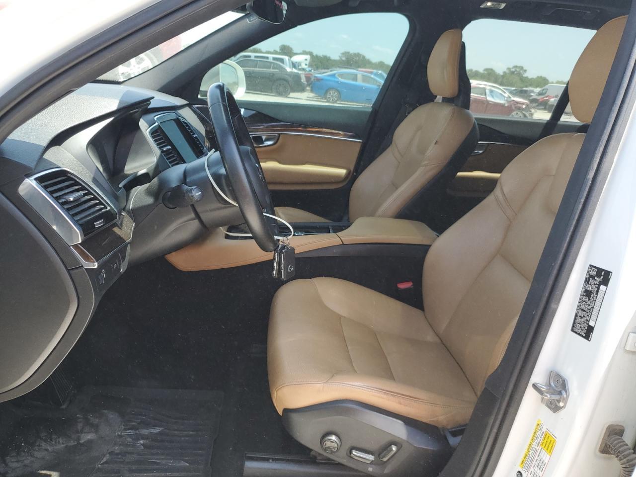 2017 Volvo Xc90 T6 - Image 7