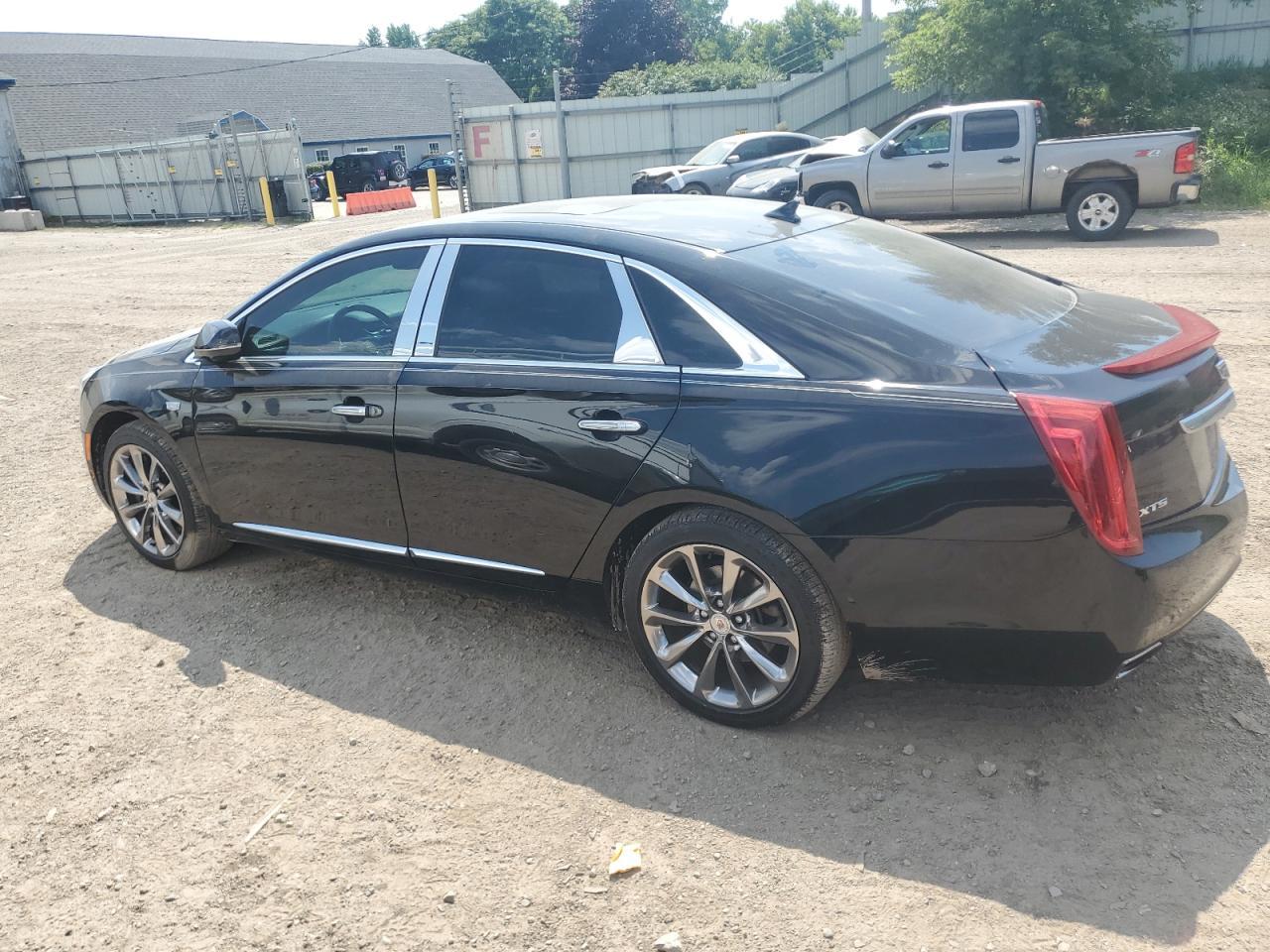 2013 Cadillac Xts Luxury Collection - Image 2