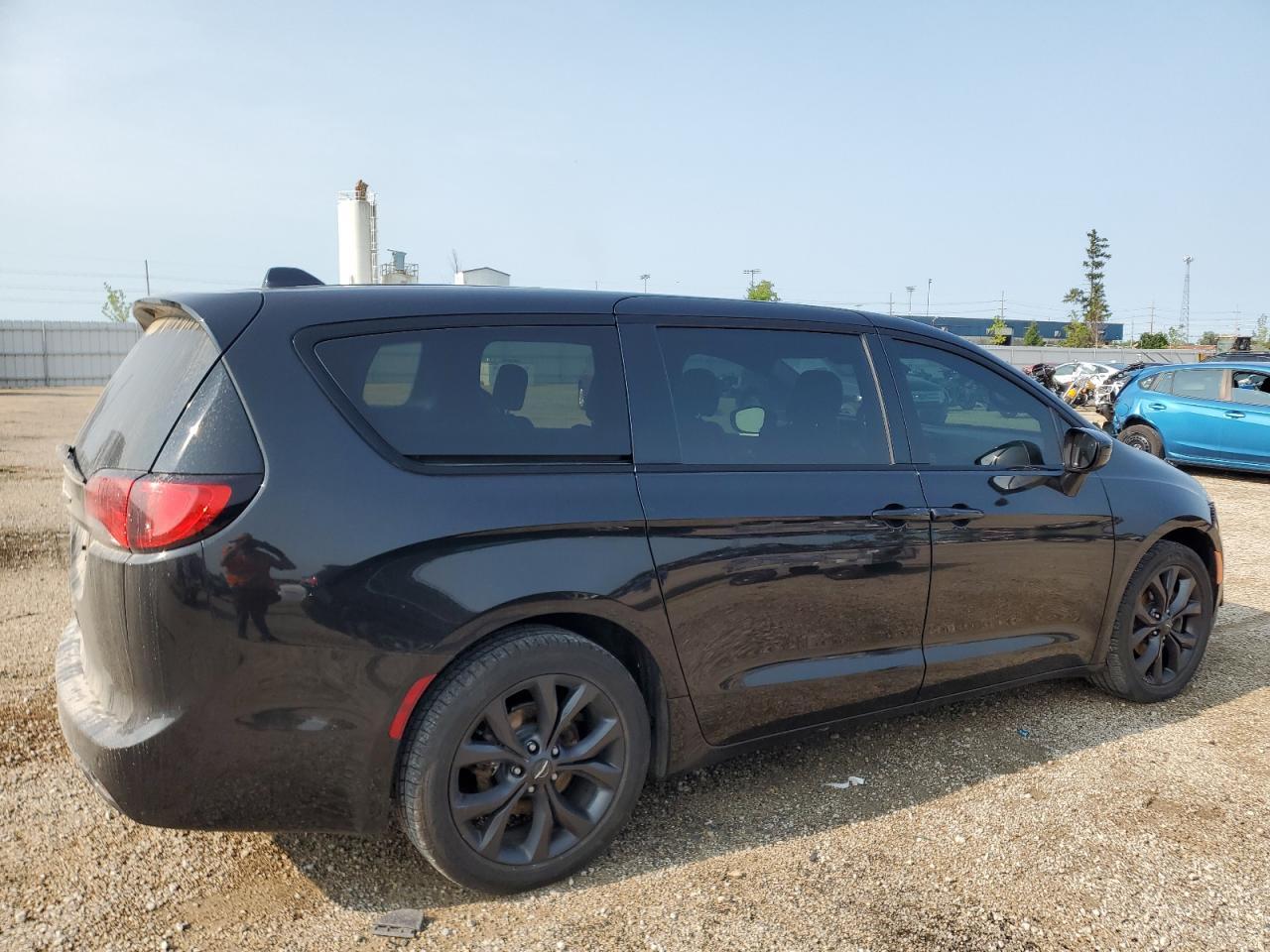 2019 Chrysler Pacifica Touring Plus - Фото 3