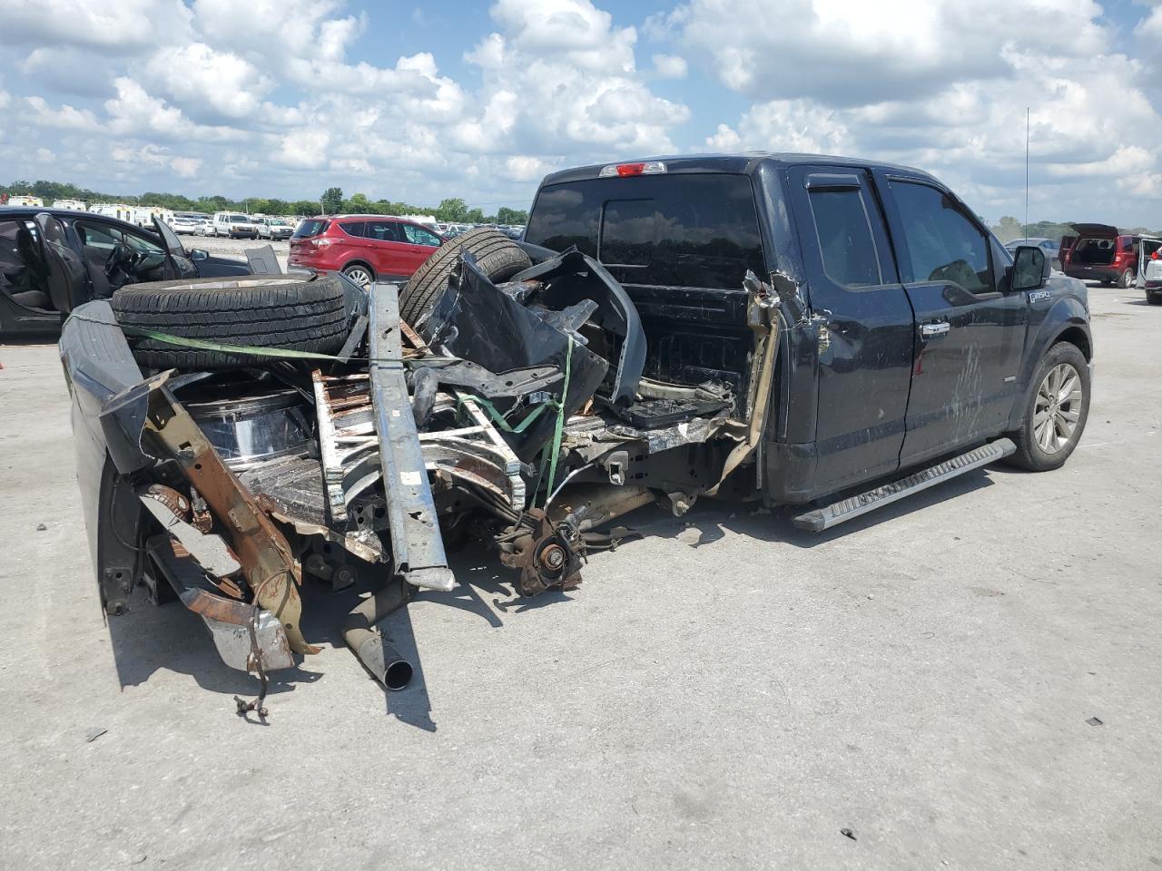 2015 Ford F150 Super Cab - Фото 3