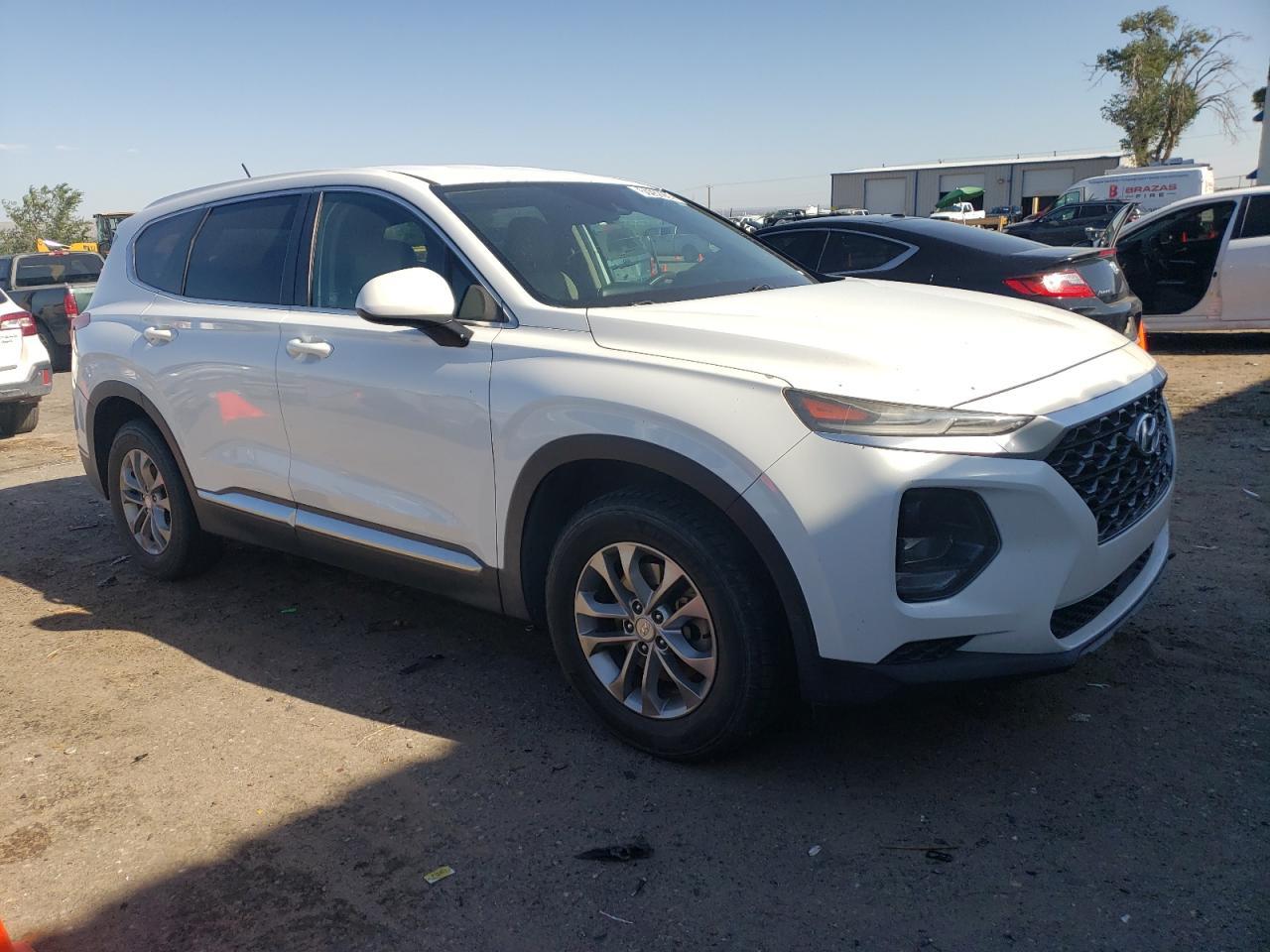 2019 Hyundai Santa Fe Se - Image 4