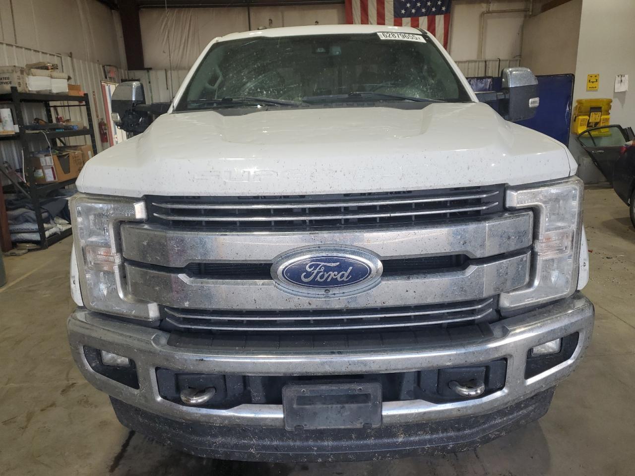 2017 Ford F350 Super Duty - Image 5