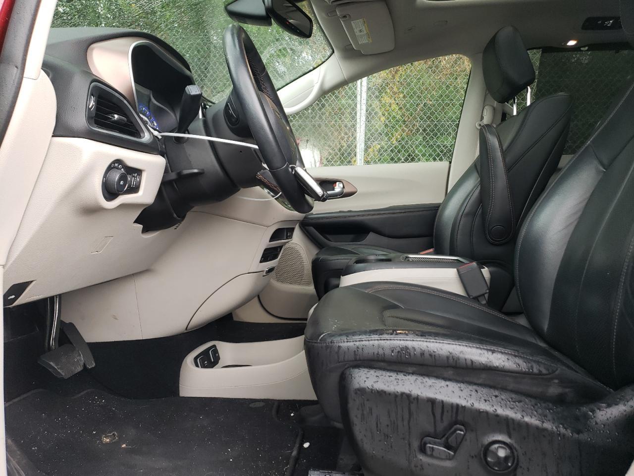 2018 Chrysler Pacifica Touring L Plus - Фото 7