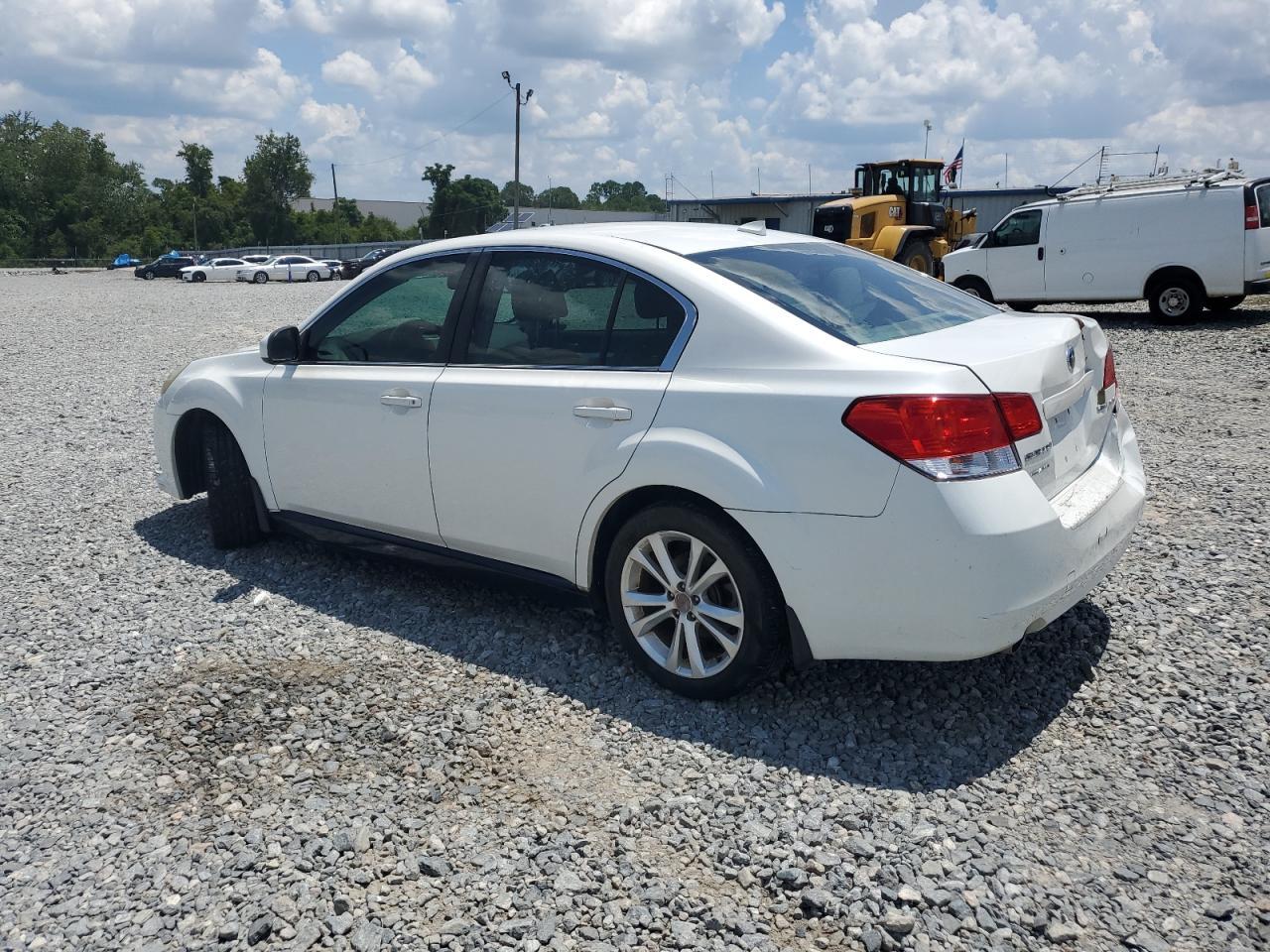 2014 Subaru Legacy 2.5I Premium - Фото 2