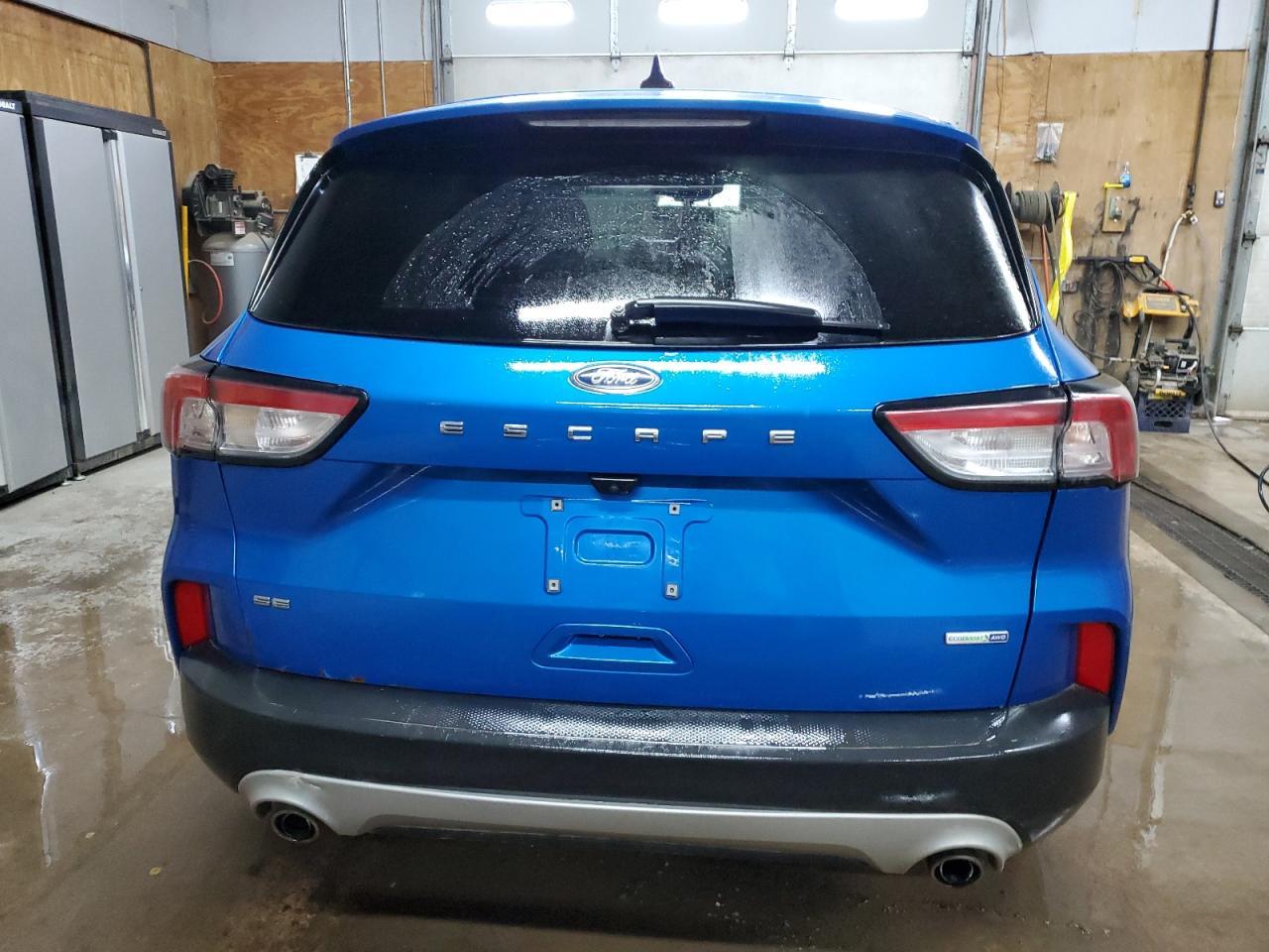 2020 Ford Escape Se - Фото 6