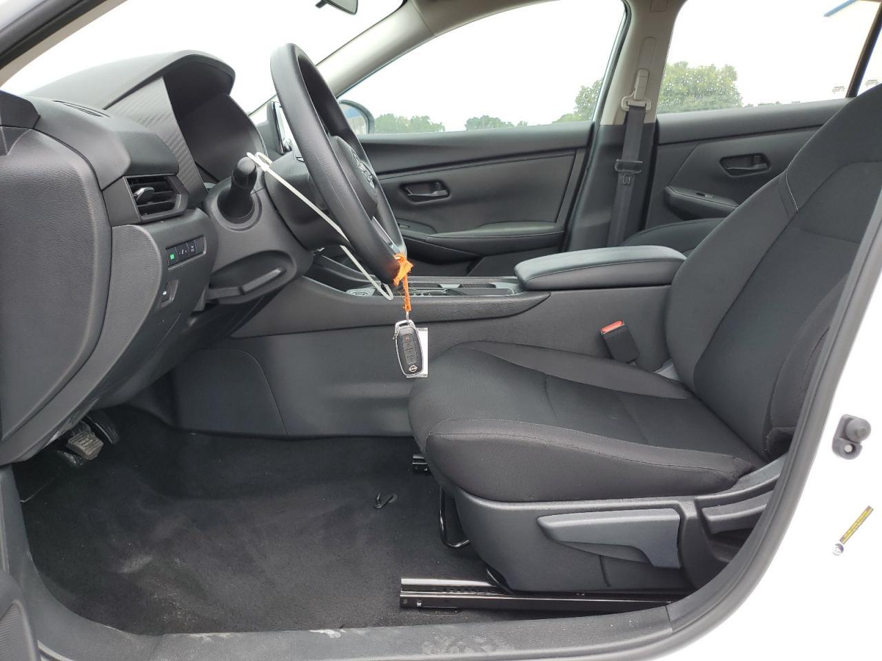 2025 Nissan Sentra S - Фото 7