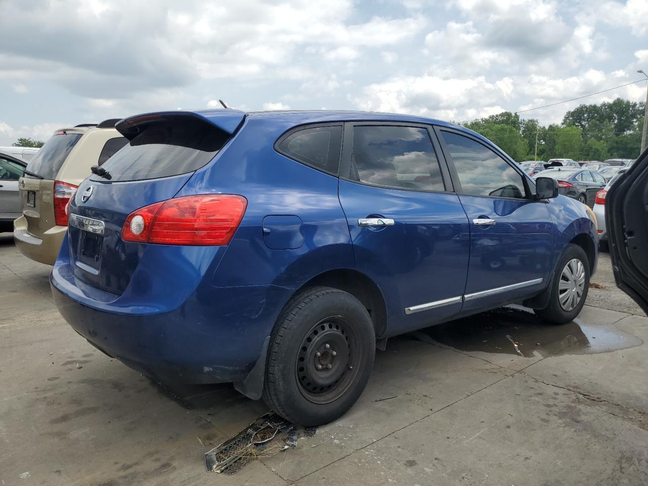 2011 Nissan Rogue S - Фото 3