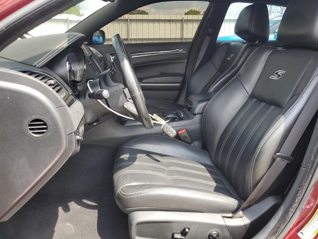 2019 Chrysler 300 S - Фото 7