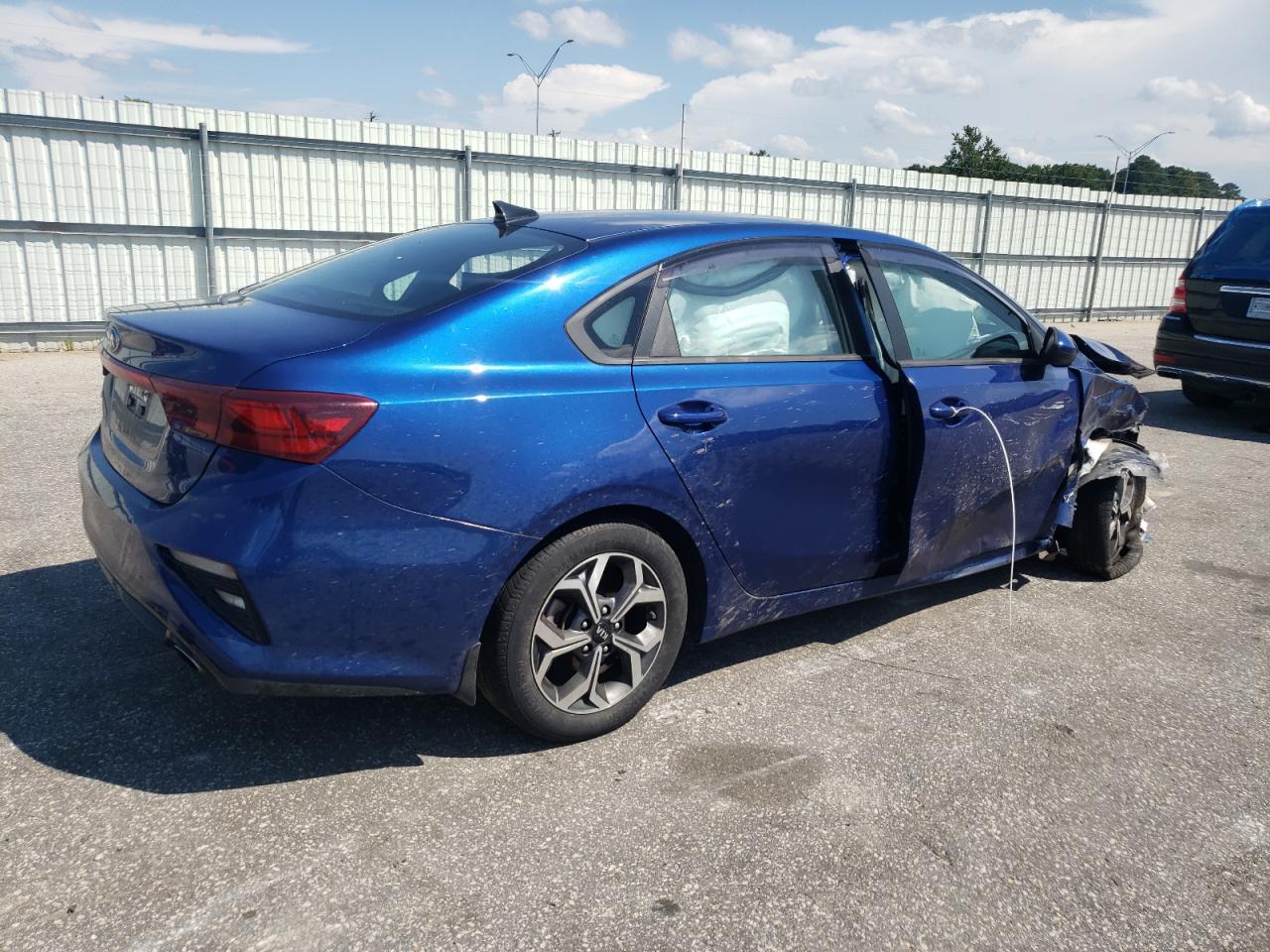 2021 Kia Forte Fe - Фото 3