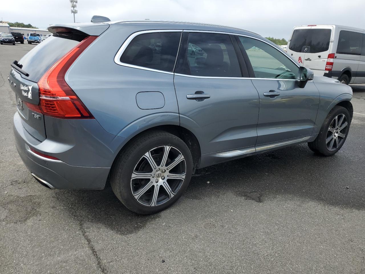 2020 Volvo Xc60 T5 Inscription - Image 3