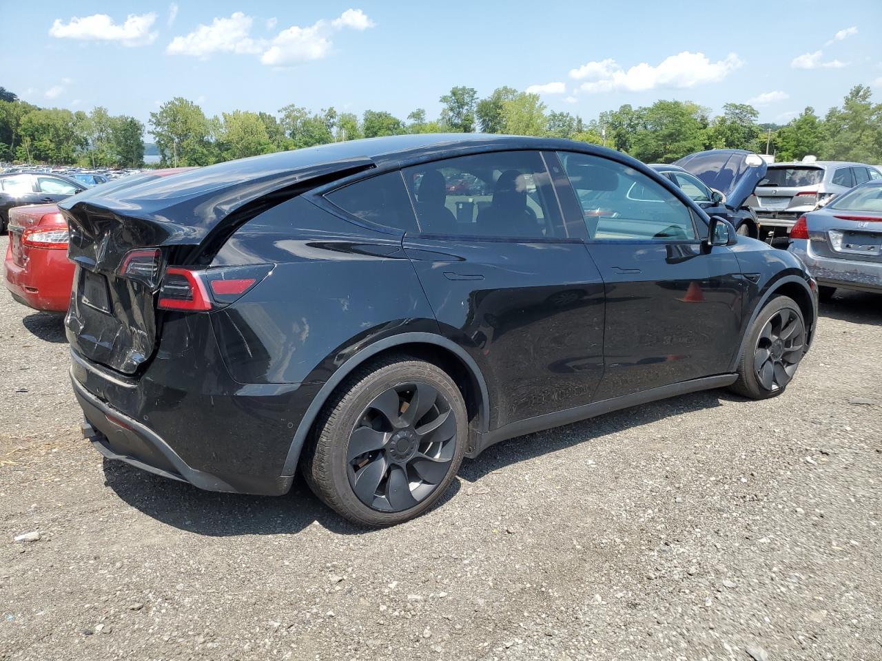 2020 Tesla Model Y - Image 3