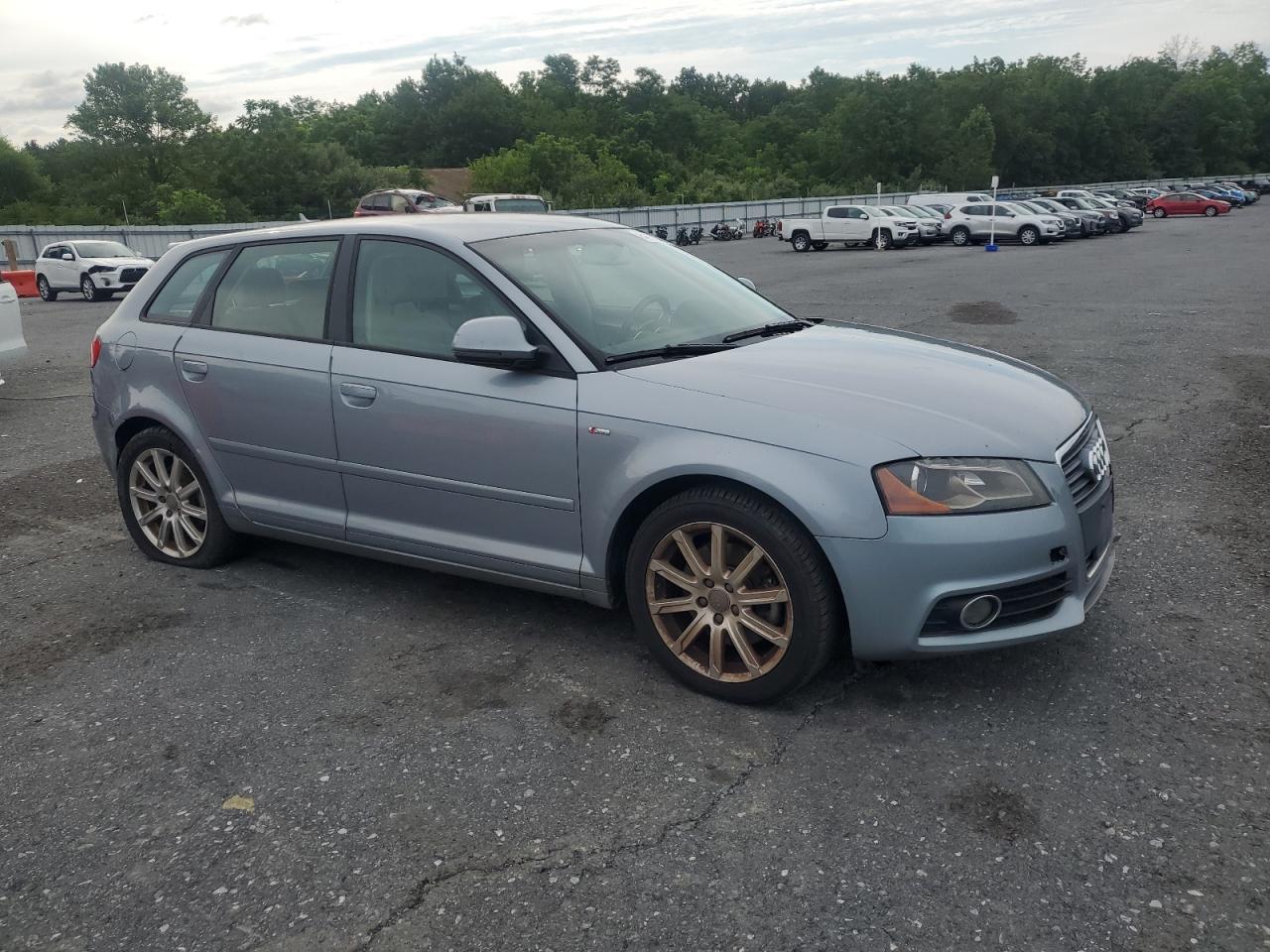 2010 Audi A3 Premium Plus - Фото 4